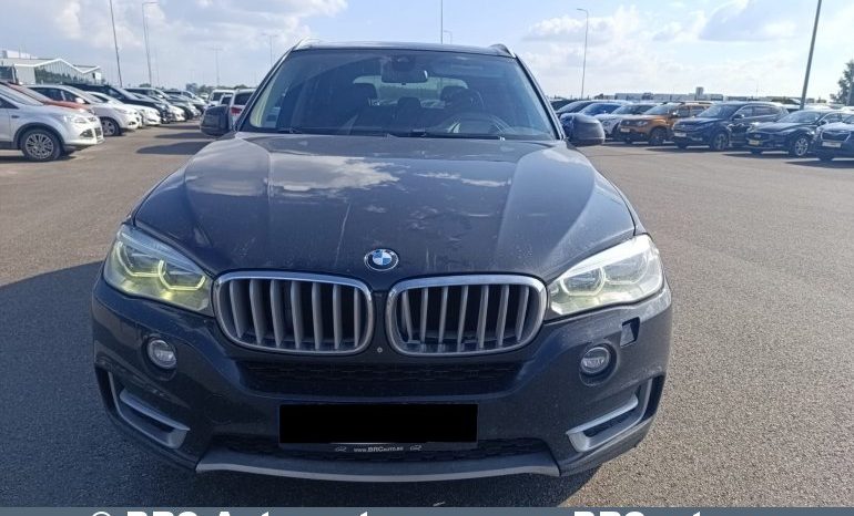 
								BMW X5 xDrive50i Automatas 2015 full									