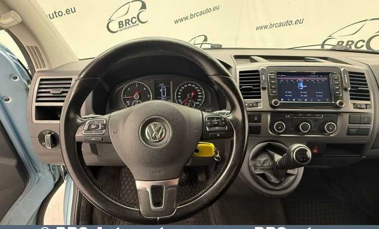 
								Volkswagen Multivan 2.0 TDI Bluemotion 2012 full									