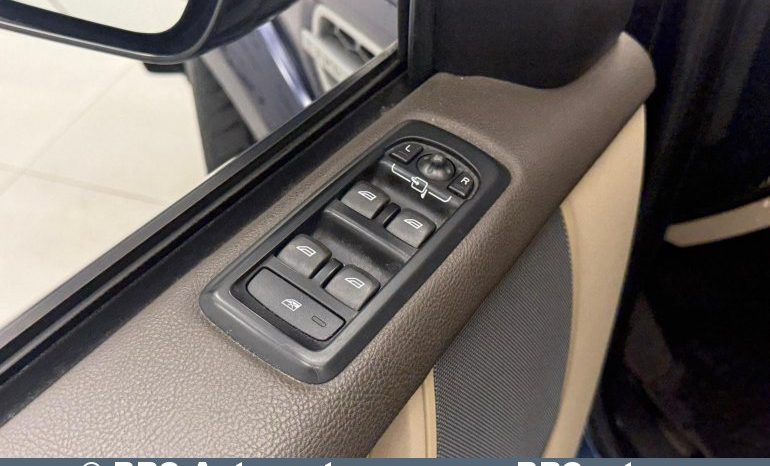 
								Land Rover Discovery 4 3.0 SCV6 HSE Automatas 2015 full									