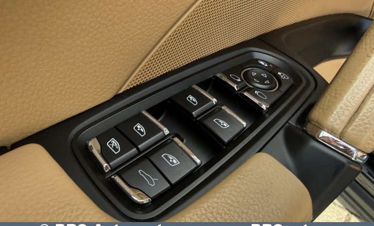 
								Porsche Cayenne 3.0 S E-Hybrid Automatas 2017 full									