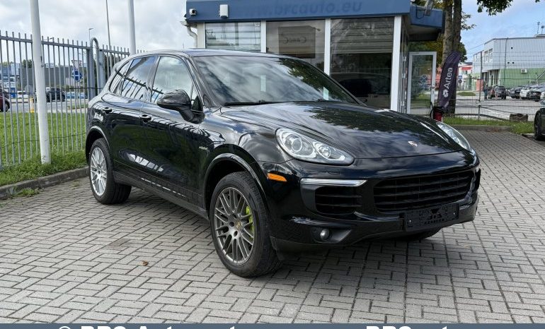 
								Porsche Cayenne 3.0 S E-Hybrid Automatas 2017 full									