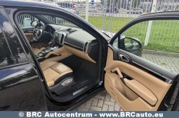 
										Porsche Cayenne 3.0 S E-Hybrid Automatas 2017 full									