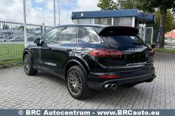 
										Porsche Cayenne 3.0 S E-Hybrid Automatas 2017 full									