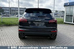 
										Porsche Cayenne 3.0 S E-Hybrid Automatas 2017 full									