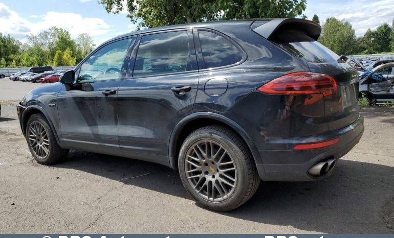 
								Porsche Cayenne 3.0 S E-Hybrid Automatas 2017 full									