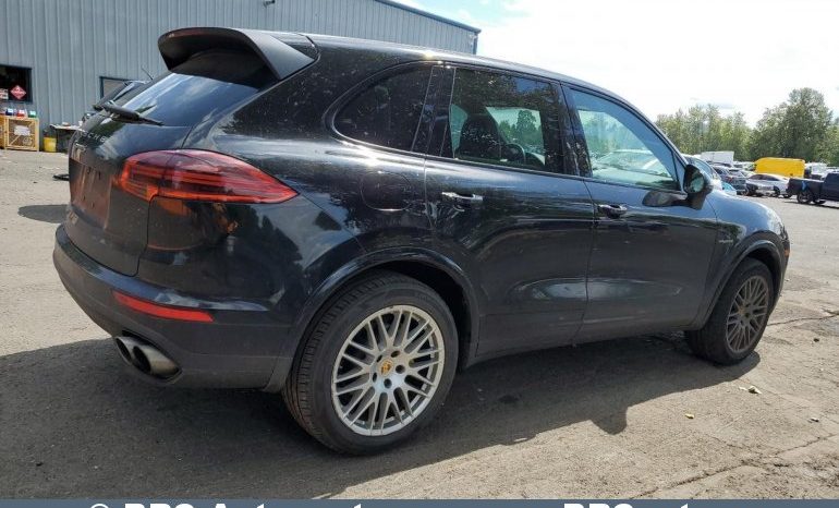 
								Porsche Cayenne 3.0 S E-Hybrid Automatas 2017 full									