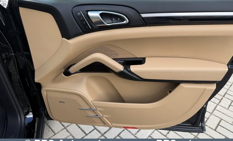 
								Porsche Cayenne 3.0 S E-Hybrid Automatas 2017 full									