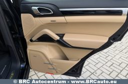 
										Porsche Cayenne 3.0 S E-Hybrid Automatas 2017 full									