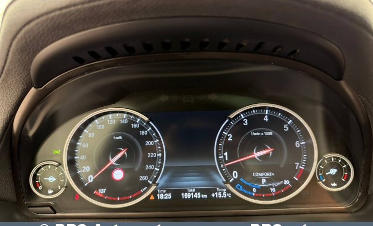
								BMW 740 i Automatas 2015 full									