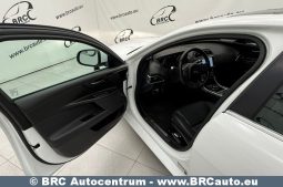 
										Jaguar XE 25T Automatas 2019 full									
