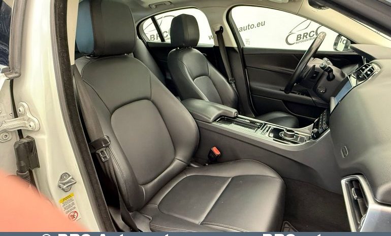 
								Jaguar XE 25T Automatas 2019 full									