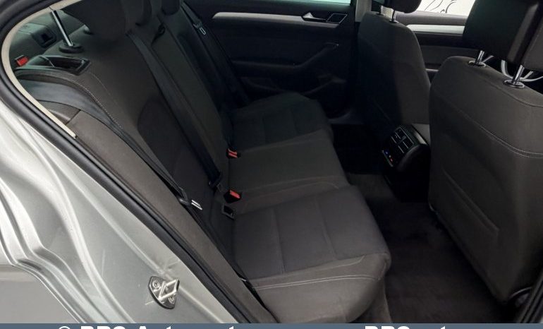 
								Volkswagen Passat 1.4 TSI B/D Automatas 2015 full									