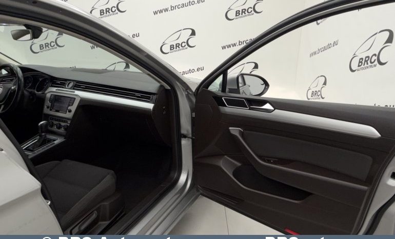 
								Volkswagen Passat 1.4 TSI B/D Automatas 2015 full									