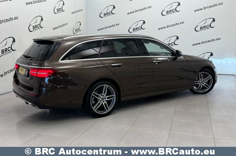 Mercedes-Benz E 400 3.5 V6 Biturbo 4MATIC Automatas 2017