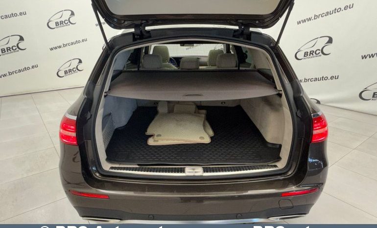 
								Mercedes-Benz E 400 3.5 V6 Biturbo 4MATIC Automatas 2017 full									