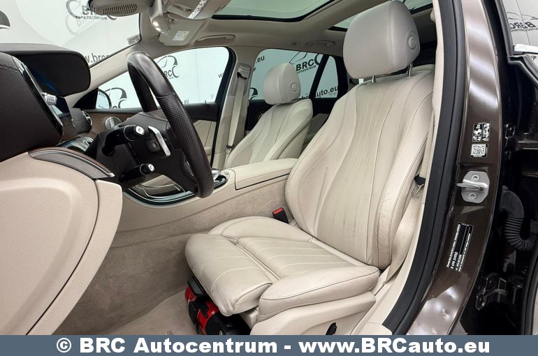 Mercedes-Benz E 400 3.5 V6 Biturbo 4MATIC Automatas 2017