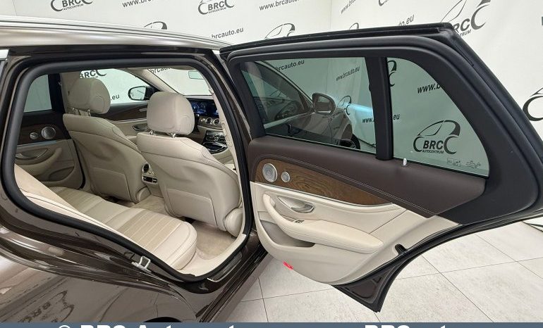 
								Mercedes-Benz E 400 3.5 V6 Biturbo 4MATIC Automatas 2017 full									
