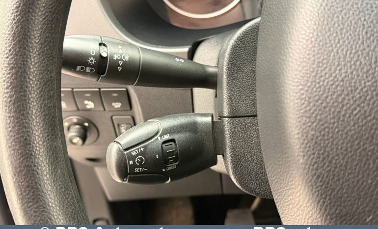 
								Peugeot Partner 1.2 PureTech Tepee 2017 full									