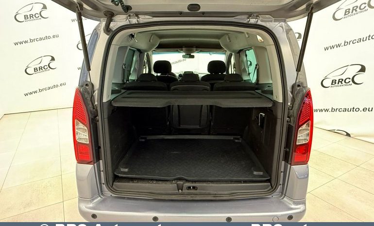 
								Peugeot Partner 1.2 PureTech Tepee 2017 full									