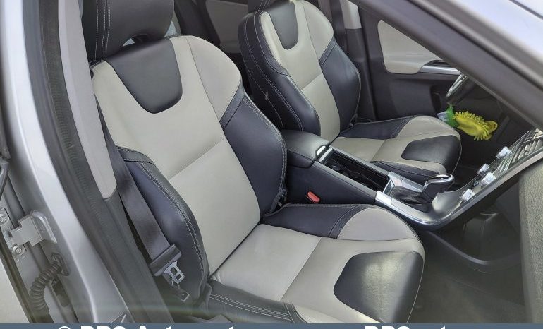 
								Volvo XC 60 T5 DYNAMIC FWD Automatas 2017 full									