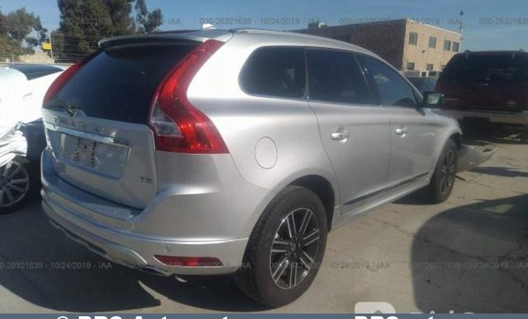 
								Volvo XC 60 T5 DYNAMIC FWD Automatas 2017 full									