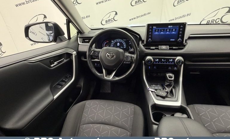 
								Toyota RAV 4 SUV 2.0 Dynamic Force Luxury Multidrive Automatas 2021 full									