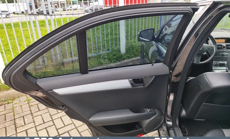 
								Mercedes-Benz C 320 3.0d Automatas 2007 full									