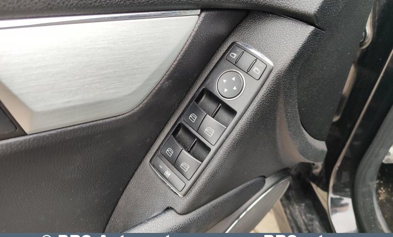 
								Mercedes-Benz C 320 3.0d Automatas 2007 full									