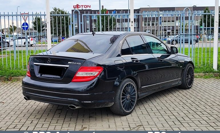 
								Mercedes-Benz C 320 3.0d Automatas 2007 full									