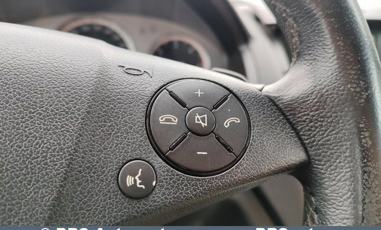 
								Mercedes-Benz C 320 3.0d Automatas 2007 full									