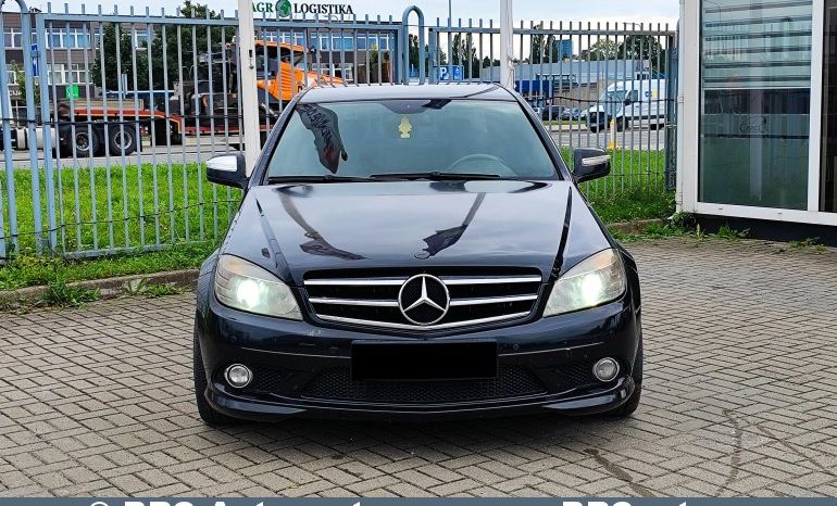 
								Mercedes-Benz C 320 3.0d Automatas 2007 full									