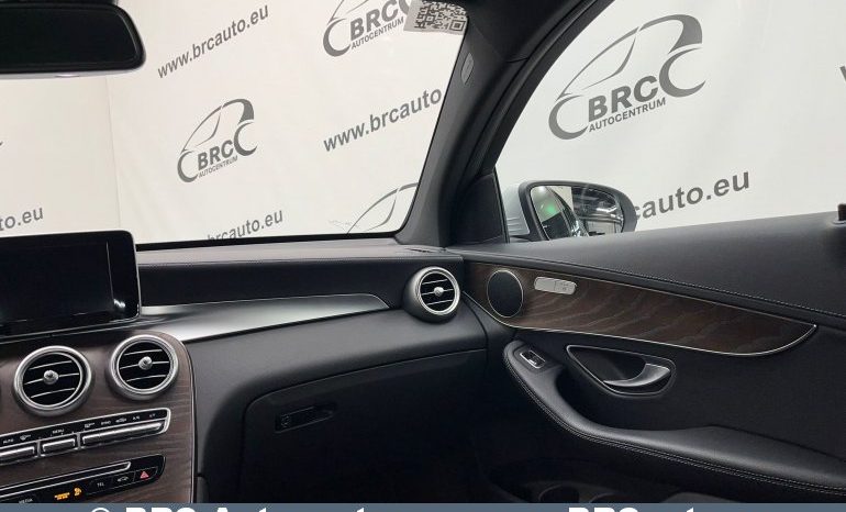 
								Mercedes-Benz GLC 220 CDI 4 MATIC Automatas 2017 full									