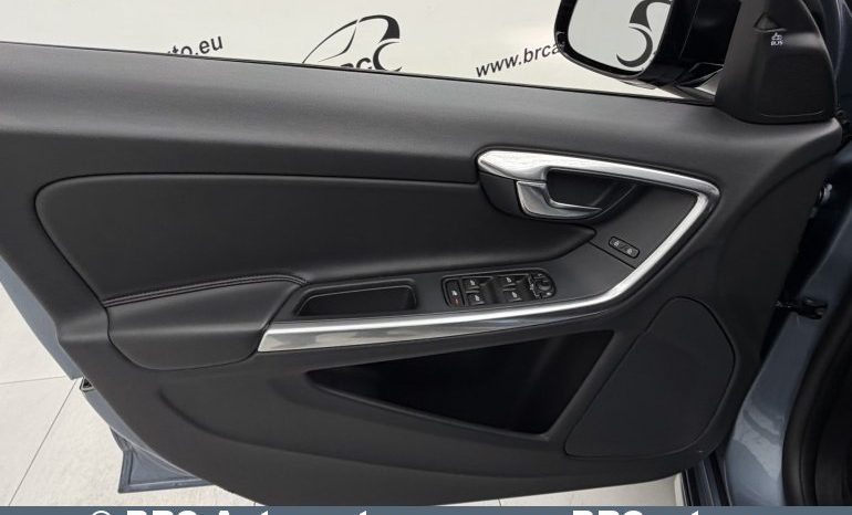
								Volvo V60 Cross Country Premier Automatas 2018 full									