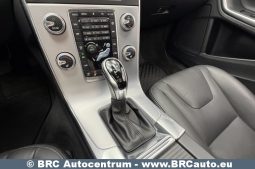 
										Volvo V60 Cross Country Premier Automatas 2018 full									
