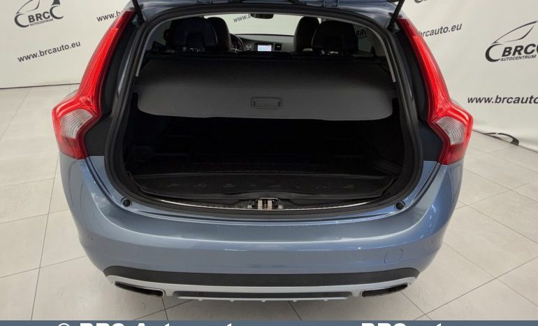 
								Volvo V60 Cross Country Premier Automatas 2018 full									
