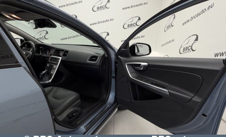
								Volvo V60 Cross Country Premier Automatas 2018 full									