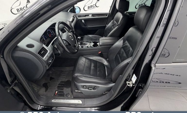 
								Volkswagen Touareg 3.0TDI  R-Line Automatas 2017 full									