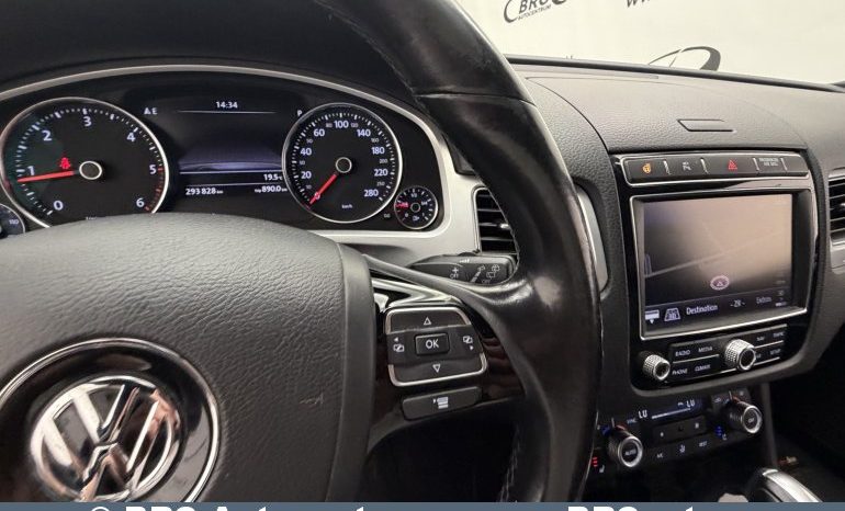 
								Volkswagen Touareg 3.0TDI  R-Line Automatas 2017 full									