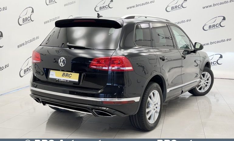 
								Volkswagen Touareg 3.0TDI  R-Line Automatas 2017 full									