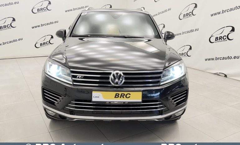 
								Volkswagen Touareg 3.0TDI  R-Line Automatas 2017 full									