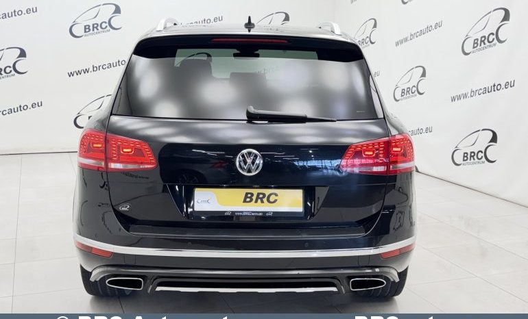 
								Volkswagen Touareg 3.0TDI  R-Line Automatas 2017 full									