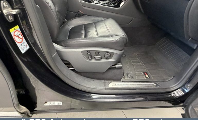 
								Volkswagen Touareg 3.0TDI  R-Line Automatas 2017 full									