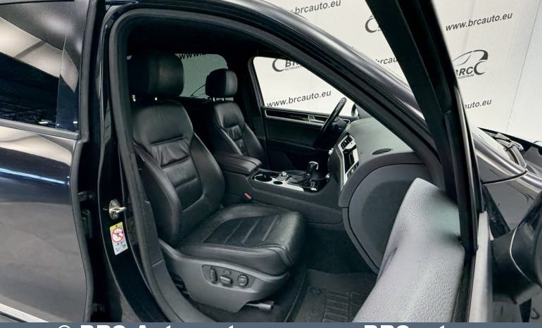 
								Volkswagen Touareg 3.0TDI  R-Line Automatas 2017 full									