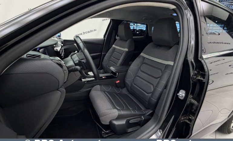 
								Citroen C4 X 1.2 PureTech Automatas 2023 full									