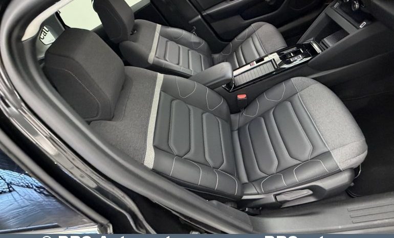 
								Citroen C4 X 1.2 PureTech Automatas 2023 full									