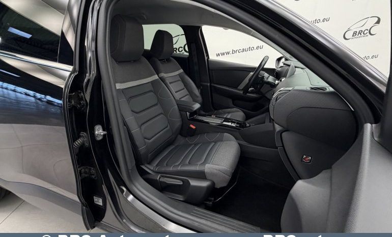 
								Citroen C4 X 1.2 PureTech Automatas 2023 full									