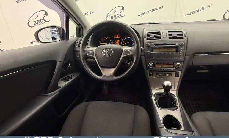 
								Toyota Avensis 2.0 Valvematic Wagon 2010 full									