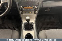 
										Toyota Avensis 2.0 Valvematic Wagon 2010 full									