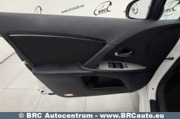 
										Toyota Avensis 2.0 Valvematic Wagon 2010 full									