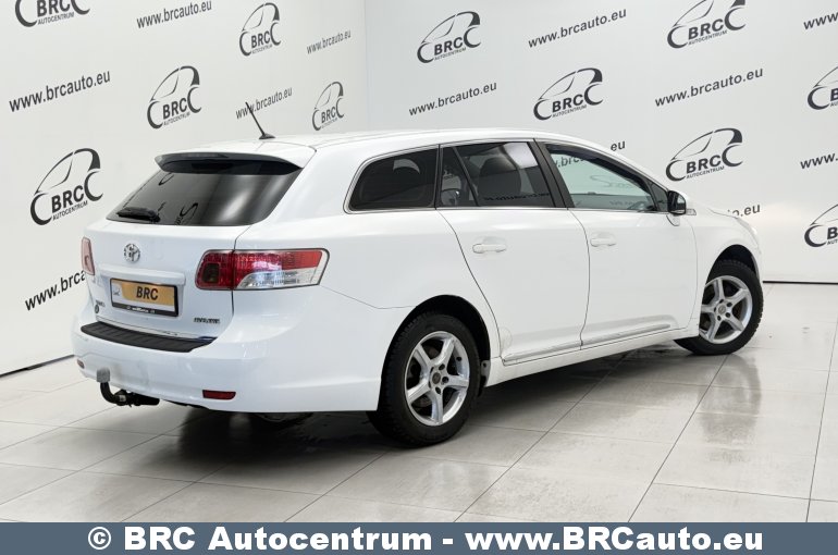 Toyota Avensis 2.0 Valvematic Wagon 2010